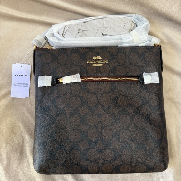 Coach New Crossbody Purse - Picture 2 of 3
